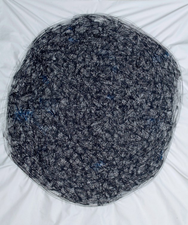 κόσμος, 2004, κλωστή σε ύφασμα,108x91εκ.